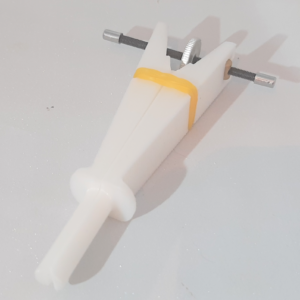 Phimosis stretcher closed
